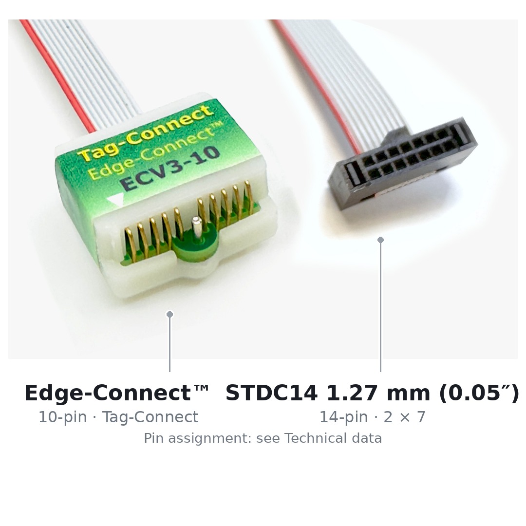 Beide Enden des Kabels ECV3-10-IDC-STDC14 nebeneinander: links der zehnpolige Edge-Connect™-Stecker für die Platinenkante, rechts der vierzehnpolige STDC14-Stecker mit 1,27 mm Raster.